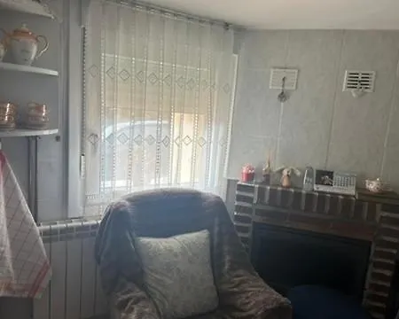 En